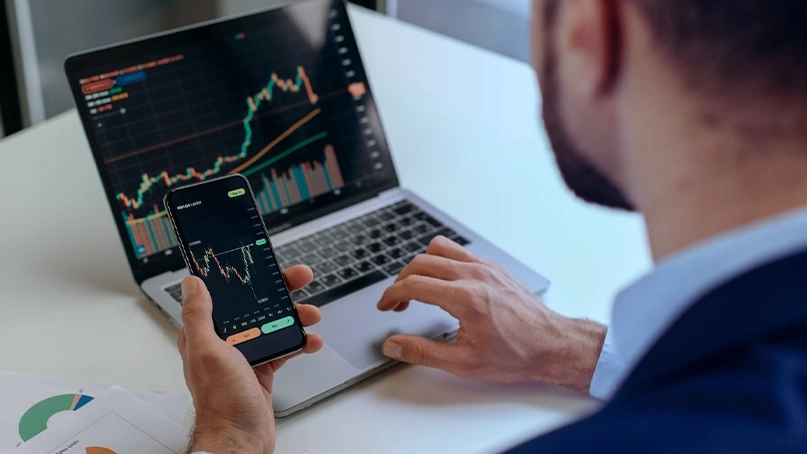 Quantyravex KI-Handelsdashboard